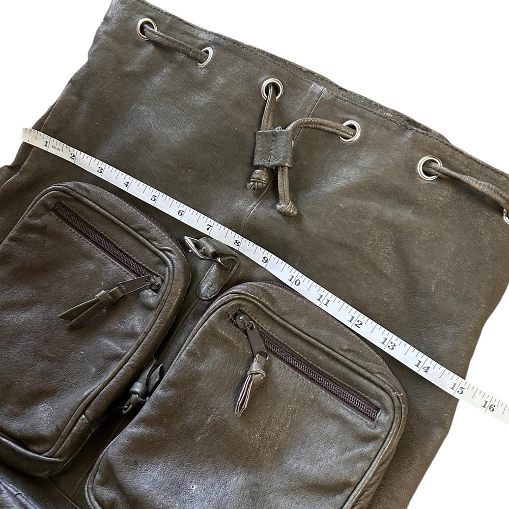 DOMA Outback Leather Bucket Cinch Backpack - Picture 9 of 10